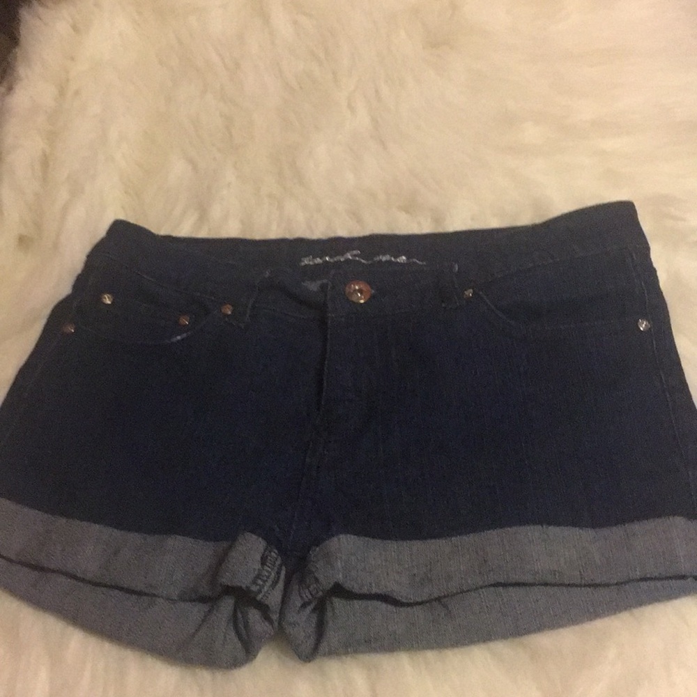 Touch me shorts